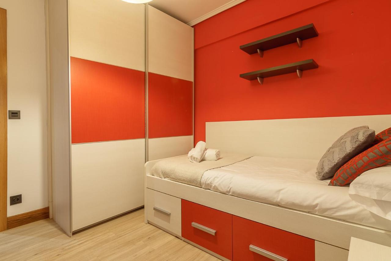 Appartement Fika, Vivienda Turistica Urbana Con Wifi à Bilbao Extérieur photo