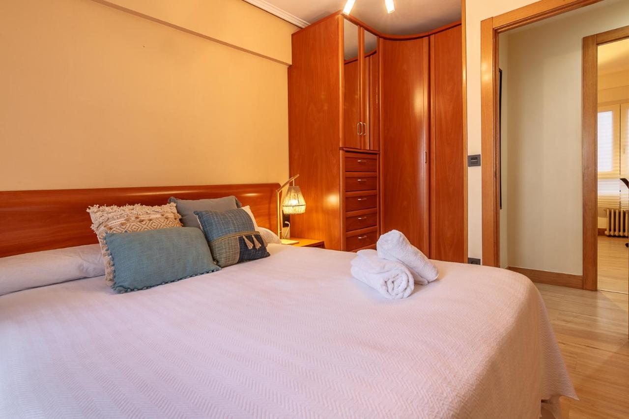 Appartement Fika, Vivienda Turistica Urbana Con Wifi à Bilbao Extérieur photo